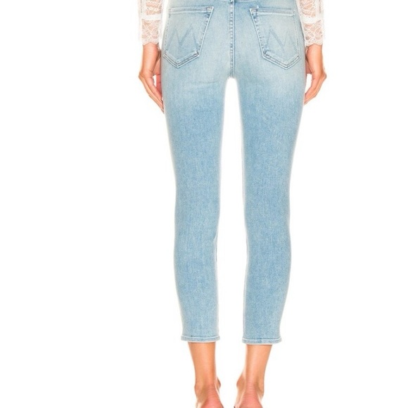 MOTHER HIGH WAISTED CROP
Size 30 - Picture 2 of 8